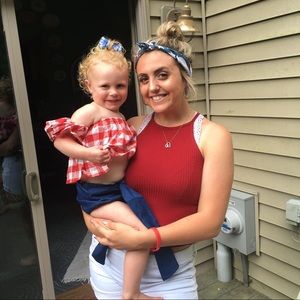 Meet your Posher, Amy